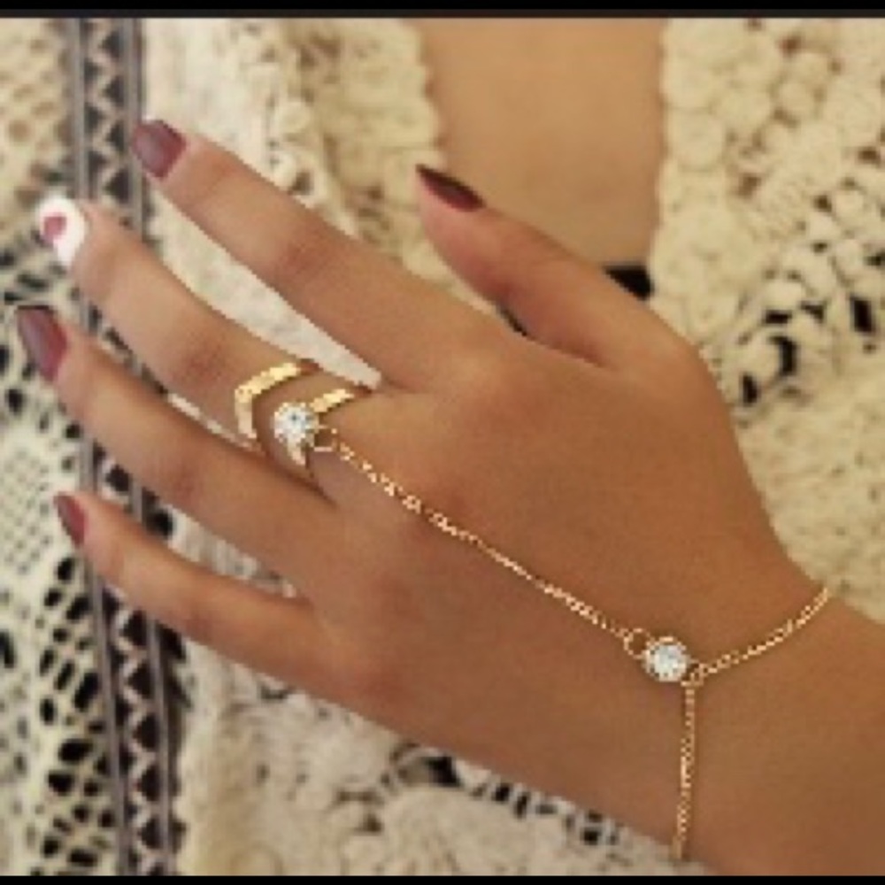 Vintage Style Crystal Ring Bracelet